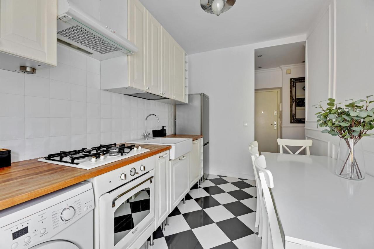 Dlugi Targ Street, Main Old Town & Riverside By Downtown Apartments Gdansk Exterior photo